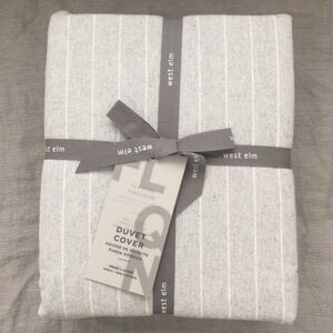 ❤️West Elm Flannel Graduated Stripe Duvet Cover and shams